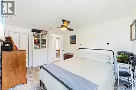 425 Ross Avenue Dunnville ON N1A 2S2