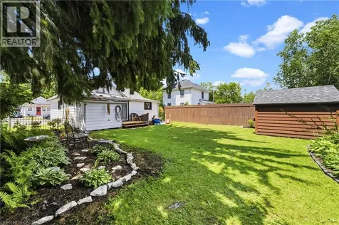 425 Ross Avenue Dunnville ON N1A 2S2