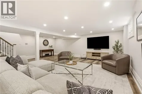 336 Newbold Court Burlington ON L7R 2Y6