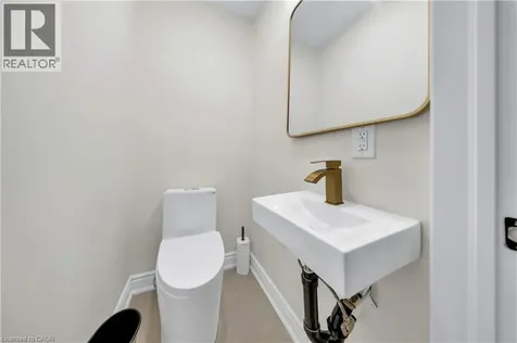 441 West 5th Street Hamilton ON L9C 3P5