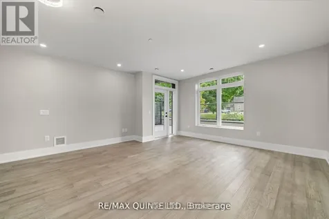 17 Cleave Avenue Prince Edward County (picton Ward) ON K0K 2T0