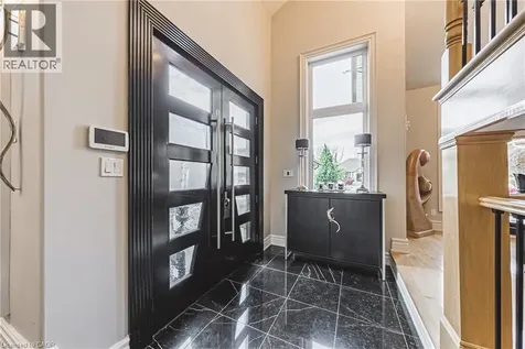712 Highvalley Road Ancaster ON L9G 4E9