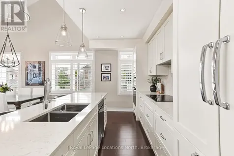 11 North Pine Street Collingwood ON L9Y 5L6