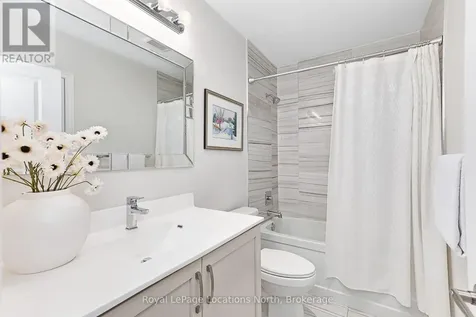11 North Pine Street Collingwood ON L9Y 5L6