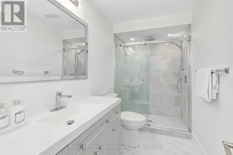 11 North Pine Street Collingwood ON L9Y 5L6