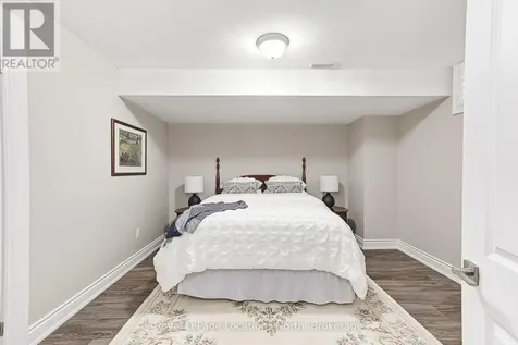 11 North Pine Street Collingwood ON L9Y 5L6