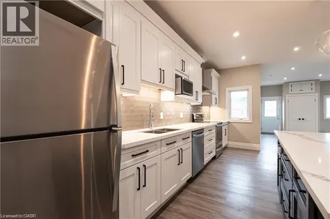 145 Wellington Street North Hamilton ON L8R 1N4