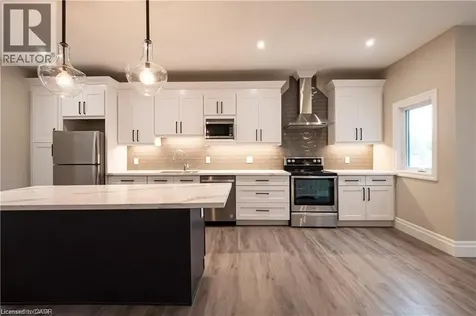 145 Wellington Street North Hamilton ON L8R 1N4