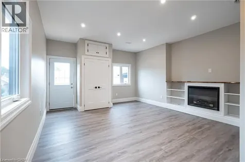 145 Wellington Street North Hamilton ON L8R 1N4