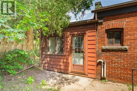 1274 Barton Street East Hamilton ON L8H 2W1