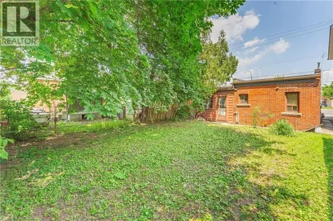 1274 Barton Street East Hamilton ON L8H 2W1