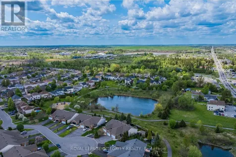 60 Wilderness Way Ottawa ON K2S 2E3