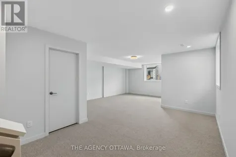 382 Walden Drive Ottawa ON K2K 0M9