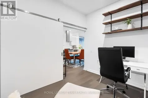 320 Miwate Private Ottawa ON K1R 0E1