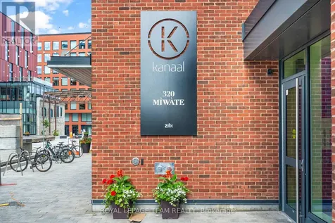 320 Miwate Private Ottawa ON K1R 0E1