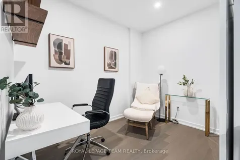 320 Miwate Private Ottawa ON K1R 0E1