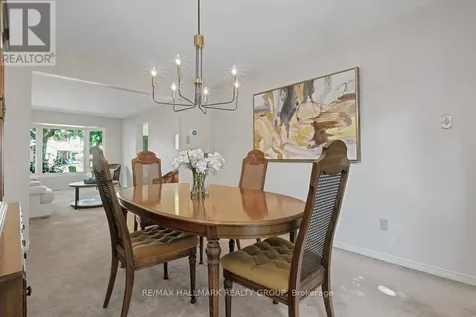 126 Dossetter Way Ottawa ON K1G 4S5