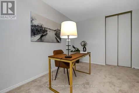126 Dossetter Way Ottawa ON K1G 4S5