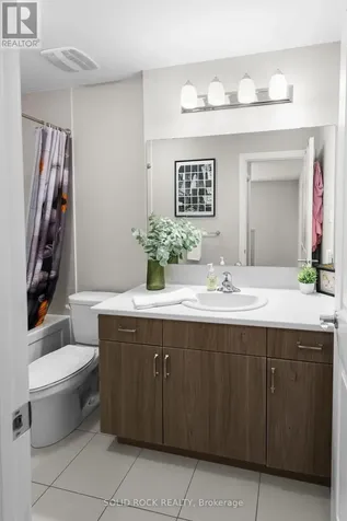 335 Grackle Street Ottawa ON K1X 0G6