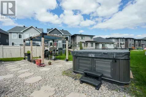 335 Grackle Street Ottawa ON K1X 0G6