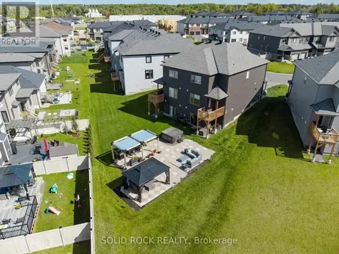 335 Grackle Street Ottawa ON K1X 0G6