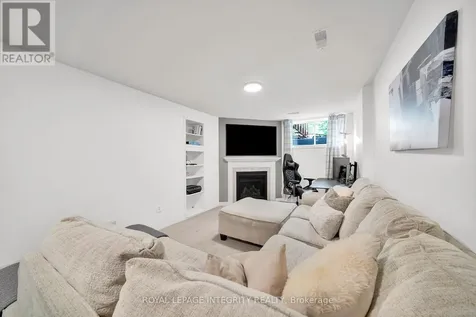 114 Hawkeswood Drive Ottawa ON K4M 0C1