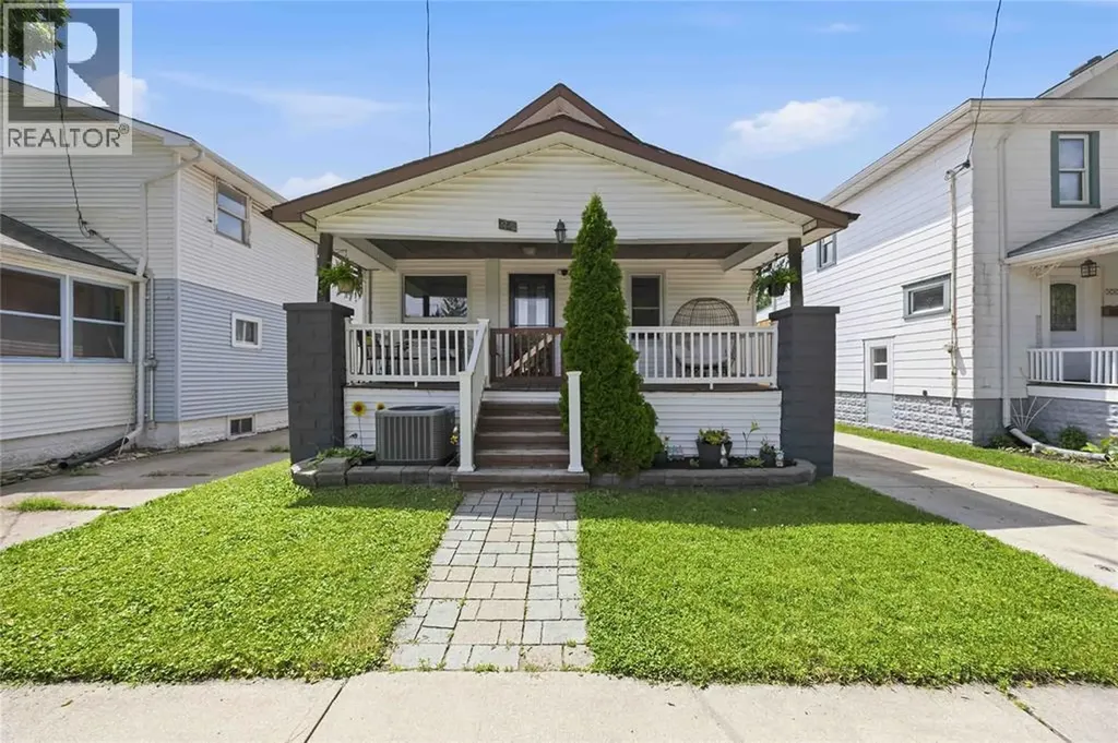 251 Harkness Street Sarnia ON N7T 3H5