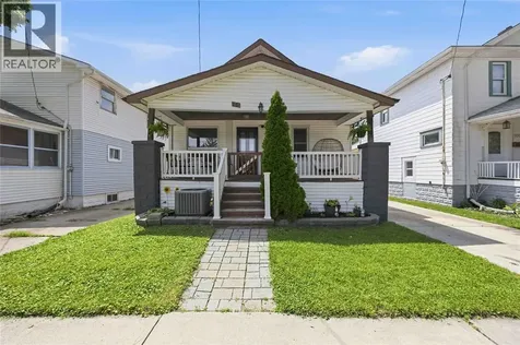251 Harkness Street Sarnia ON N7T 3H5