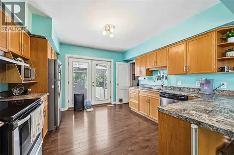 251 Harkness Street Sarnia ON N7T 3H5