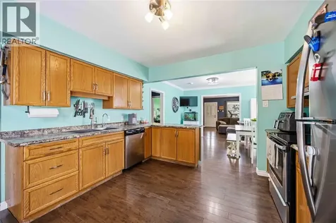 251 Harkness Street Sarnia ON N7T 3H5