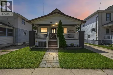 251 Harkness Street Sarnia ON N7T 3H5
