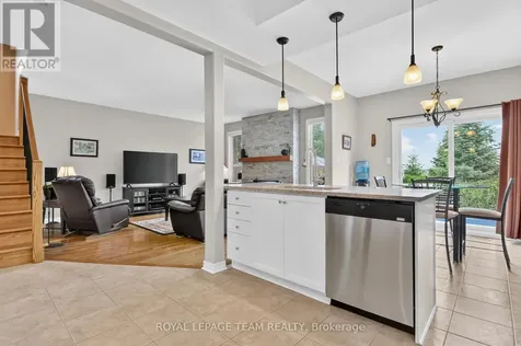 6293 Ottawa Street West Ottawa ON K0A 2Z0