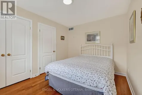 10 Waterthrush Crescent Ottawa ON K2M 2V2