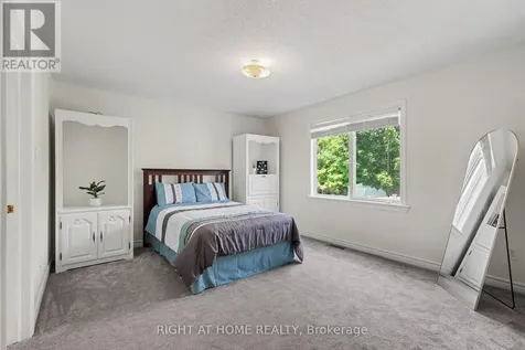 54 Fieldcrest Avenue Ottawa ON K2J 4Y8