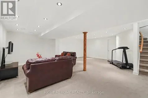 54 Fieldcrest Avenue Ottawa ON K2J 4Y8