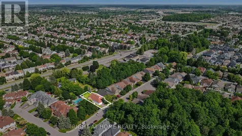 54 Fieldcrest Avenue Ottawa ON K2J 4Y8