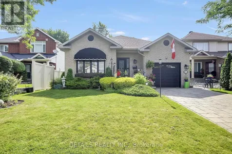 65 Kimberwick Crescent Ottawa ON K1V 0W6