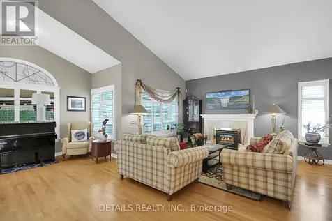 65 Kimberwick Crescent Ottawa ON K1V 0W6