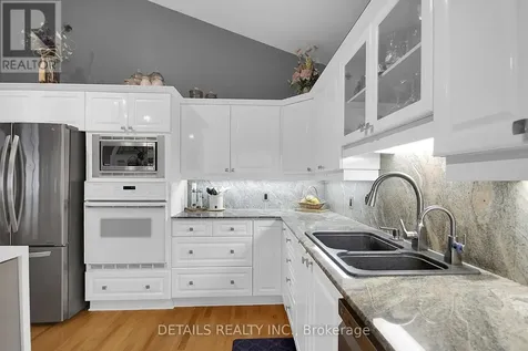 65 Kimberwick Crescent Ottawa ON K1V 0W6