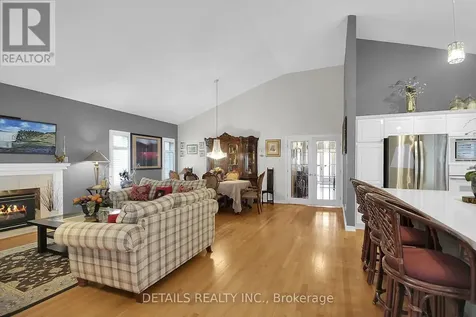 65 Kimberwick Crescent Ottawa ON K1V 0W6