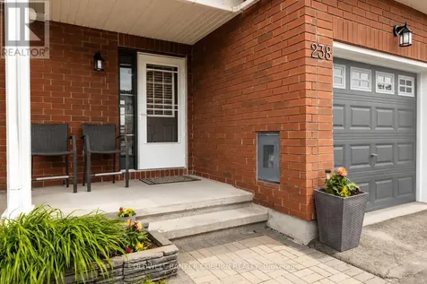 238 Arrita Street Ottawa ON K2S 0J7