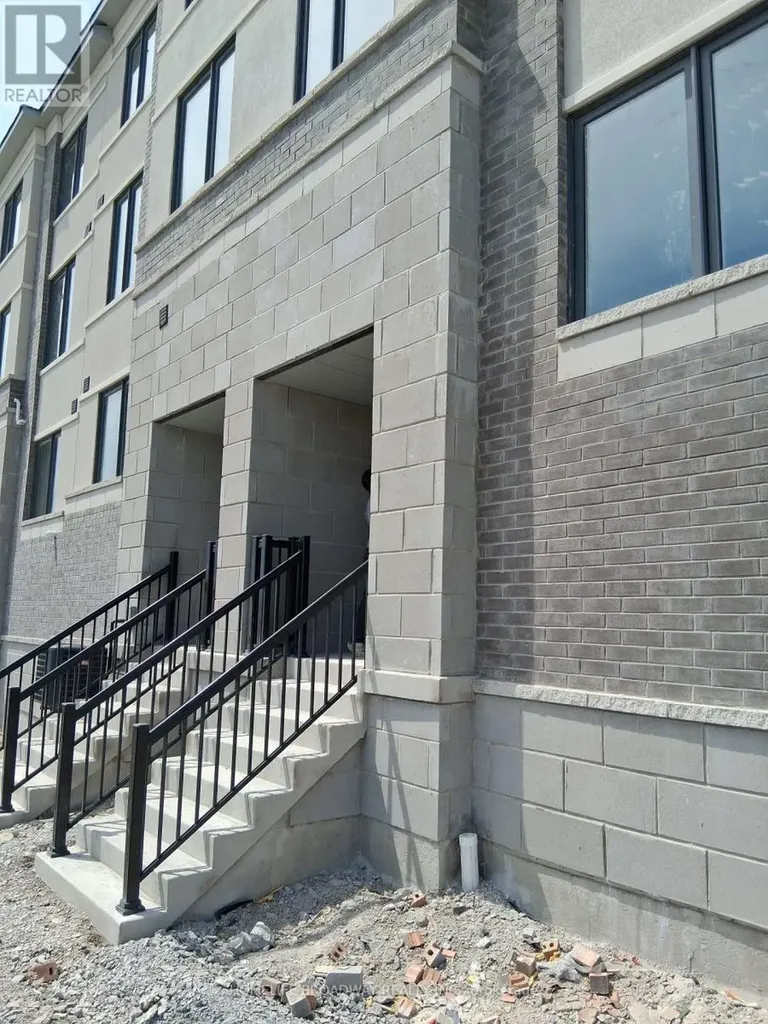 1494 19th Avenue Richmond Hill ON L4E 1P5