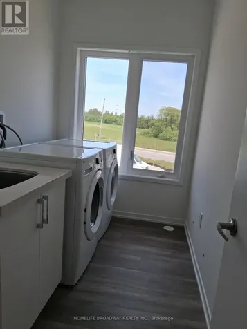 1494 19th Avenue Richmond Hill ON L4E 1P5