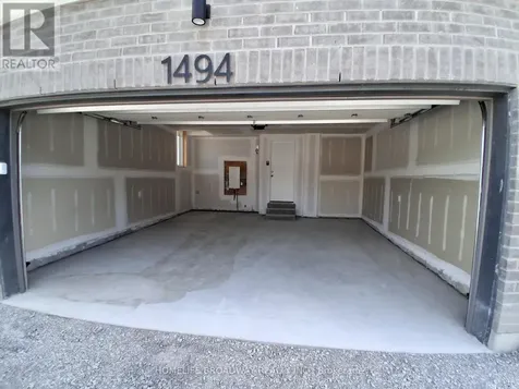 1494 19th Avenue Richmond Hill ON L4E 1P5