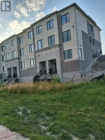 1494 19th Avenue Richmond Hill ON L4E 1P5
