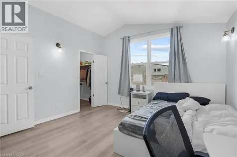 11 Wright Avenue Hamilton ON L8L 2T5
