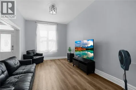11 Wright Avenue Hamilton ON L8L 2T5