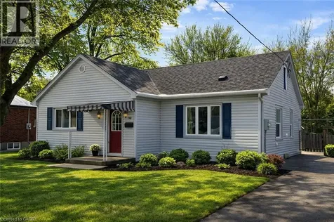 168 Fifth Avenue Kitchener ON N2C 1P7