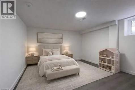 168 Fifth Avenue Kitchener ON N2C 1P7