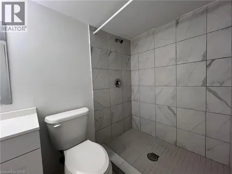 168 Fifth Avenue Kitchener ON N2C 1P7